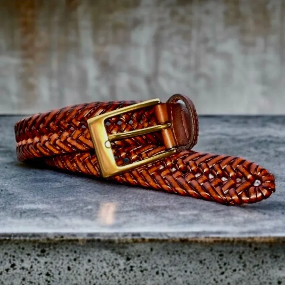 Classic and Chic Dockers Leather Belt Brown Incredible Braided Size 42/105 EUC